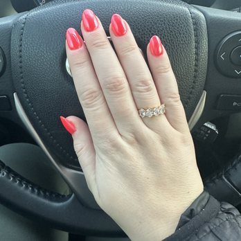 The W Nail Bar - Nail Salons Near Me - Indianapolis, Indiana