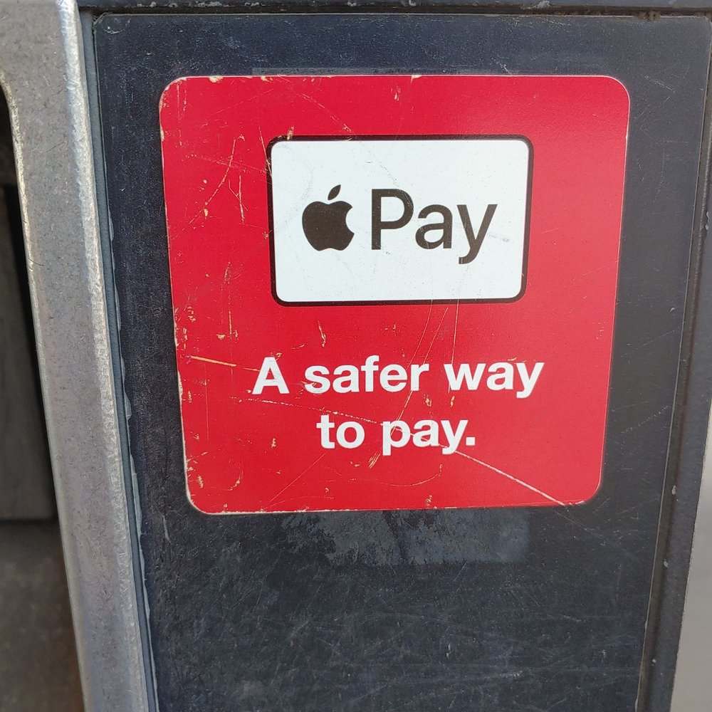 Speedway - an apple pay sign on a parking meter - Gas Stations Near Me - Kokomo, Indiana Speedway - an apple pay sign on a parking meter - Gas Stations Near Me - Kokomo, Indiana