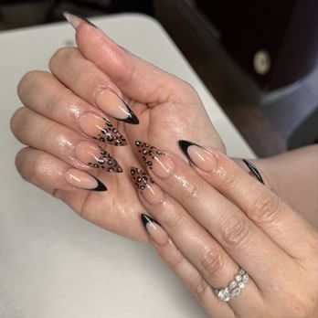 Savvy Nails Spa - Nail Salons Near Me - Roseville, California Savvy Nails Spa - Nail Salons Near Me - Roseville, California
