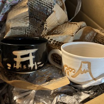 Nippon Cha - Miyajima tea cup / coffee cup 

Miyajima Tea Cup 宮島茶杯 (みやじま ちゃはい)

Fuji Tea Cup 富士茶杯 (ふじ ちゃはい) - Tea Rooms Near Me - Brooklyn, New York