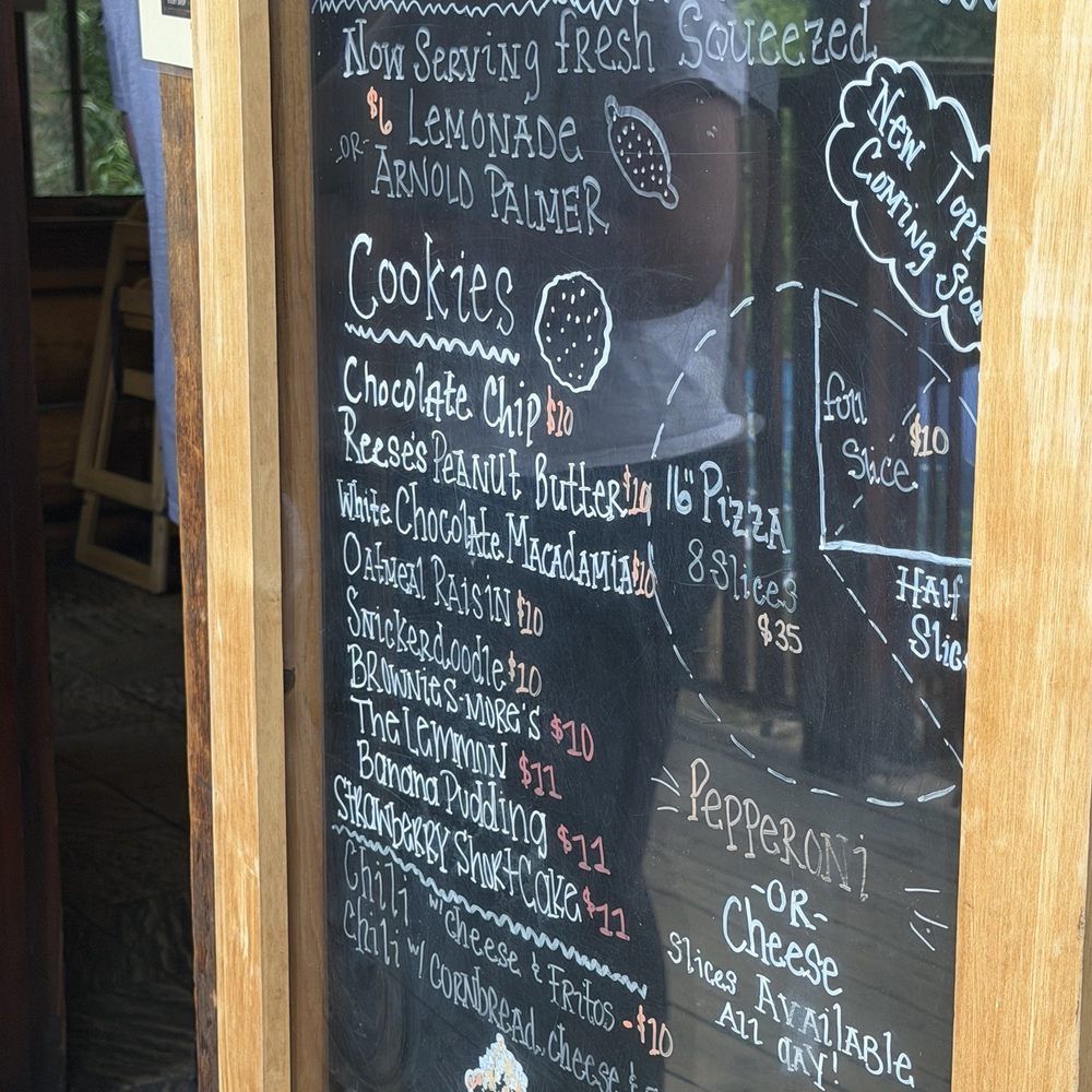 Mt Lemmon Cookie Cabin - Pizza Near Me - Mount Lemmon, Arizona