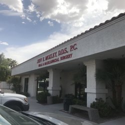 Jeff E Moxley, DDS - Entrance