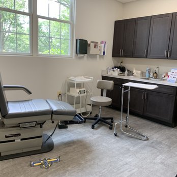 Bridgewater Foot Care - Treatment Room - Podiatrists Near Me - Raritan, New Jersey Bridgewater Foot Care - Treatment Room - Podiatrists Near Me - Raritan, New Jersey