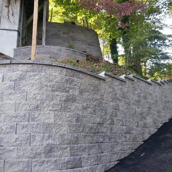 Sunfire Construction - dry stack retaining wall - General Contractors Near Me