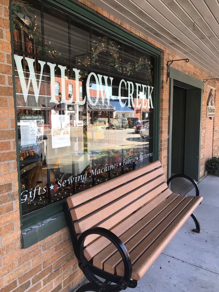 KALONA COFFEE HOUSE Updated August 2024 19 Photos 425 B Ave