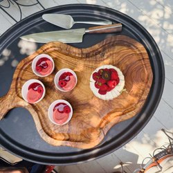 Dior des Lices - Topping for the raspberry cake