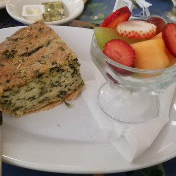 French Bistro - Spinach Quiche and fruit salad. Delicious! - French Near Me - Miami, Florida