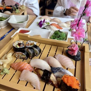 Sushi Tokoro - Salmon White Tuna Yellowtail Mackerel Eel Flying Fish Roe Davis Roll - Japanese Near Me - Chicago, Illinois Sushi Tokoro - Salmon White Tuna Yellowtail Mackerel Eel Flying Fish Roe Davis Roll - Japanese Near Me - Chicago, Illinois