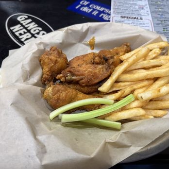 Friends Buford Grill - Buffalo 6 Wings & Fries - Burgers Near Me - Buford, Georgia