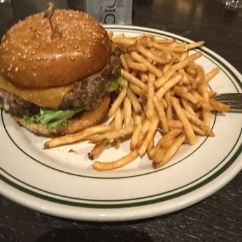 Five Acres - Cocktail Bars Near Me - New York, New York