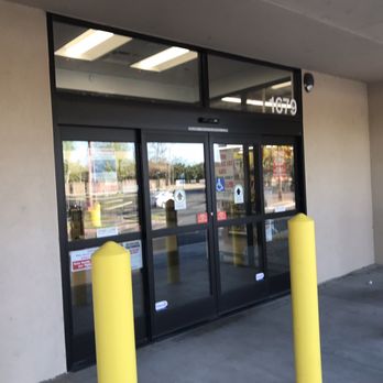 Harbor Freight Tools - Front Entrance close up - Hardware Stores Near Me - Tulare, California Harbor Freight Tools - Front Entrance close up - Hardware Stores Near Me - Tulare, California