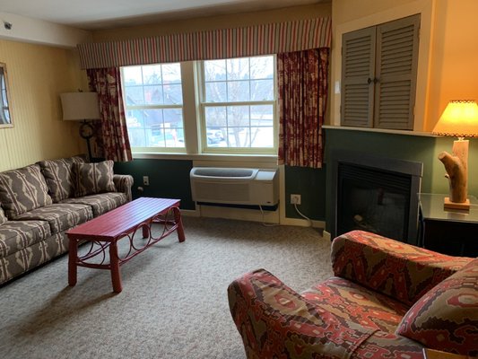 The Common Man Inn & Spa by null