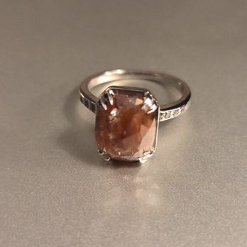 La Vita Vital - Jewelry Repair Near Me - Irvine, California La Vita Vital - Jewelry Repair Near Me - Irvine, California