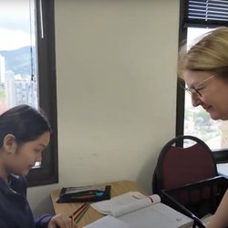 One-on-one support from our experienced teachers, with views of Honolulu from the classroom.