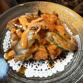 I8Yokocho - Unagi Pizza - Sushi Bars Near Me - Toronto, Ontario