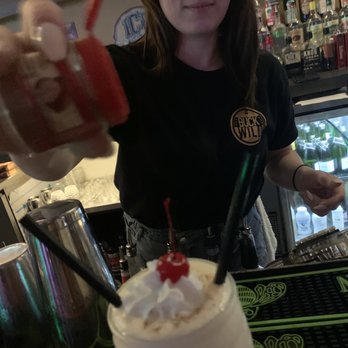 Buck Wild - Bars Near Me - Austin, Texas