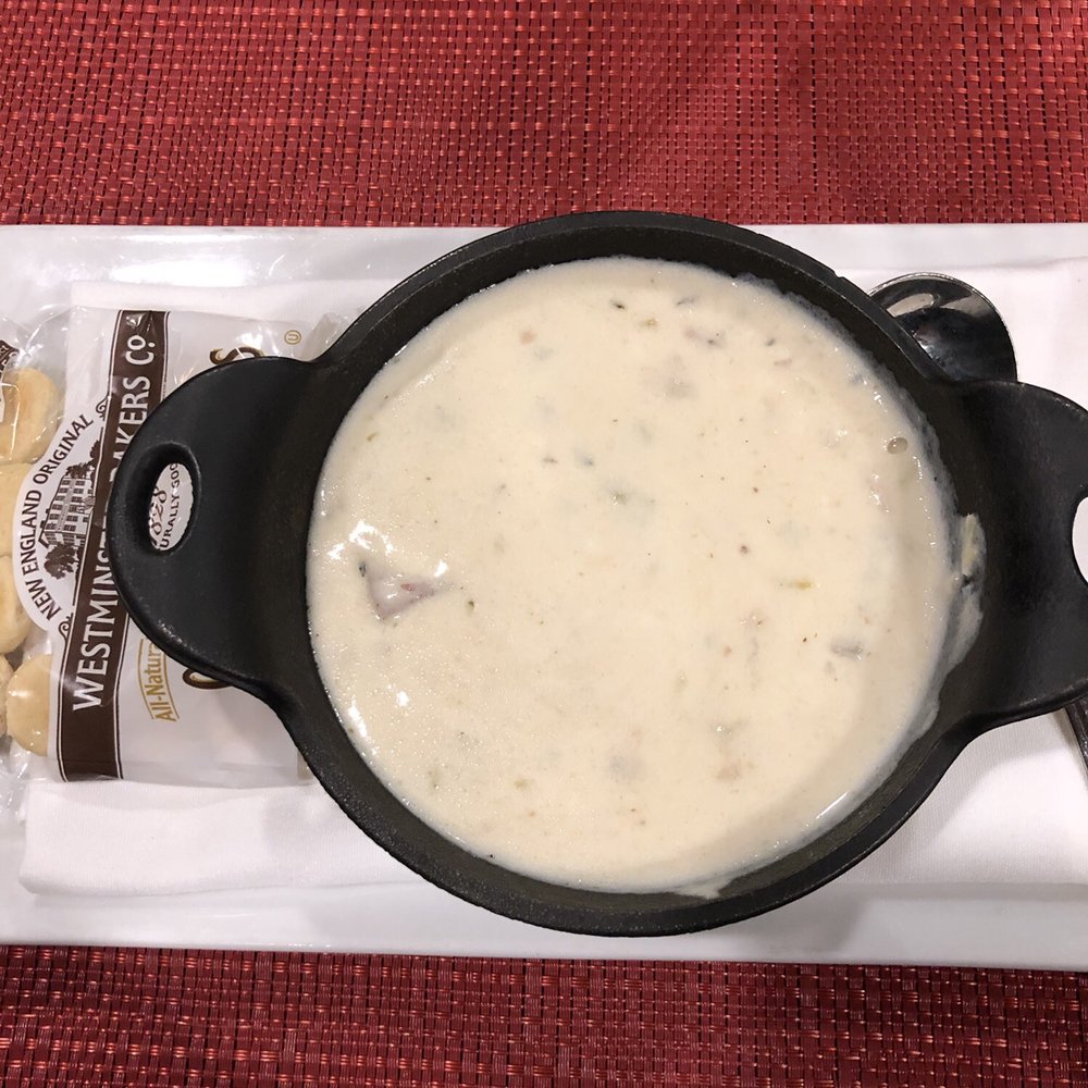 Bayzo's Pub - a bowl of soup and chips - Pubs Near Me - Brewster, Massachusetts