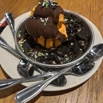 BJ's Restaurant & Brewhouse - Spookie Pizookie - Breweries Near Me - Corona, California BJ's Restaurant & Brewhouse - Spookie Pizookie - Breweries Near Me - Corona, California
