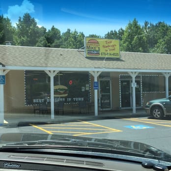 Hamburger Mike's - WOW..... They actually have motorcycle parking!!!!!! - Burgers Near Me - Stockbridge, Georgia