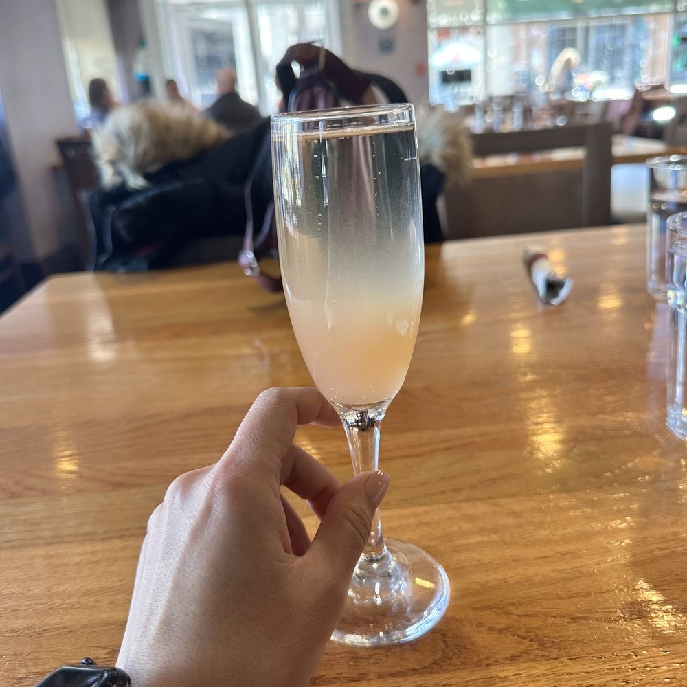 Egg's Ale - Bellini - Breakfast & Brunch Near Me - Philadelphia, Pennsylvania Egg's Ale - Bellini - Breakfast & Brunch Near Me - Philadelphia, Pennsylvania
