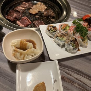 Hoshi BBQ Coréen - peanut butter dumplings (surprisingly good) - Korean Near Me - Pointe-Claire, Quebec Hoshi BBQ Coréen - peanut butter dumplings (surprisingly good) - Korean Near Me - Pointe-Claire, Quebec