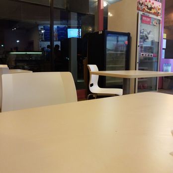 Baskin Robbins - Updated tables. Polite staff. - Ice Cream & Frozen Yogurt Near Me - Novato, California Baskin Robbins - Updated tables. Polite staff. - Ice Cream & Frozen Yogurt Near Me - Novato, California