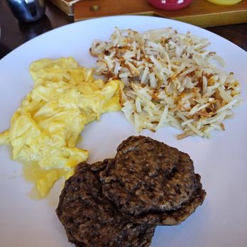 Kingside Diner - Make your move: eggs, hash browns, turkey sausage - Breakfast & Brunch Near Me - Clayton, Missouri Kingside Diner - Make your move: eggs, hash browns, turkey sausage - Breakfast & Brunch Near Me - Clayton, Missouri