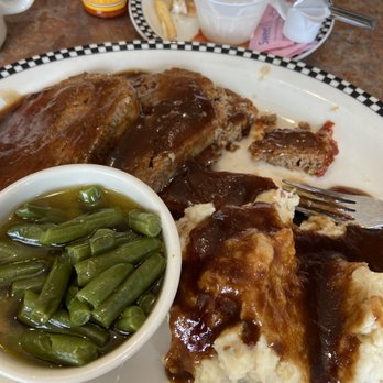 Black Bear Diner Colton - Diners Near Me - Colton, California