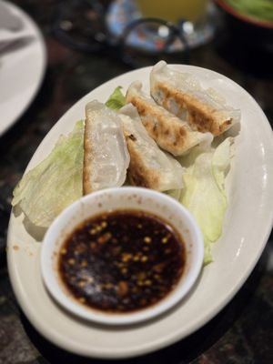 Chen's Garden by null