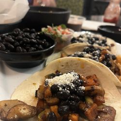 Mi Casa on Main - Vegetarian tacos
