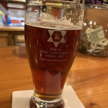 Stone Cliff Winery - Bernie's Red Ale - Wineries Near Me - Dubuque, Iowa Stone Cliff Winery - Bernie's Red Ale - Wineries Near Me - Dubuque, Iowa