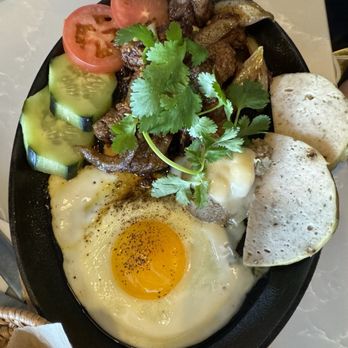 Lantern Vietnamese Kitchen - Steak bowl with eggs - Breakfast & Brunch Near Me - Rancho Cucamonga, California