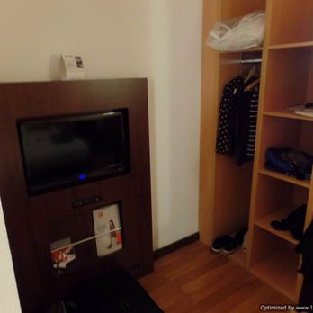ibis Hotel - Hotels Near Me - London, XGL