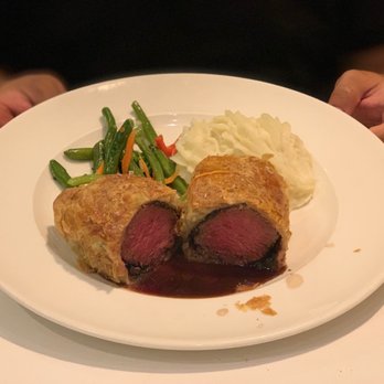 Hy's Steak House - Steakhouses Near Me - Honolulu, Hawaii