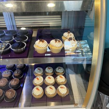 Quick N Split - Cupcakes - Burgers Near Me - Inglewood, California