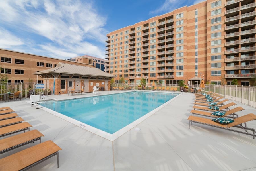 PROSPERITY FLATS Updated August 2024 20 Photos & 50 Reviews 2700 Dorr Ave, Fairfax