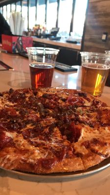 Mike's Pizza Bar by null