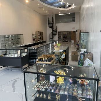 Crystal Candle Hub 3 - Jewelry Near Me - Los Angeles, California Crystal Candle Hub 3 - Jewelry Near Me - Los Angeles, California