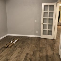 Wood-looking ceramic tile. We're so happy with how this turned out! Wood-looking ceramic tile. We're so happy with how this turned out!