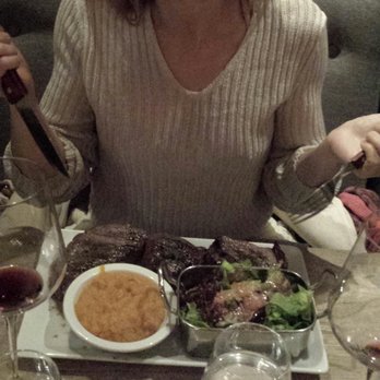 Santa Carne - Gotta love a skinny French girl that's capable of eating 3 steaks by herself! - Argentine Near Me - Paris, 75