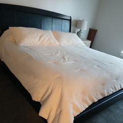 Clean & Pristine - Rental house master bed. Great job Shannon :)