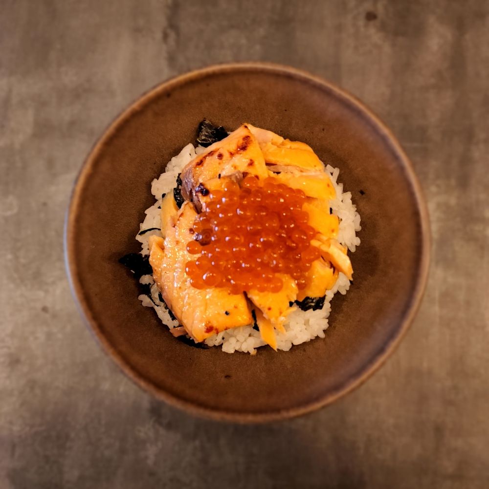 Hachiroku Shokudo & Sake Bar