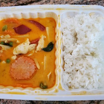 Thai Kitchen 4 - Chicken Red Curry w/White Rice - Thai Near Me - Southington, Connecticut Thai Kitchen 4 - Chicken Red Curry w/White Rice - Thai Near Me - Southington, Connecticut
