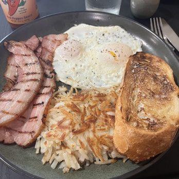 Dolce Rosa Cafe - Americano Breakfast with pancetta. - Breakfast & Brunch Near Me - Santa Rosa, California