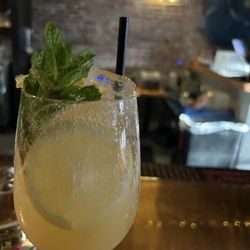 815 - White sangria