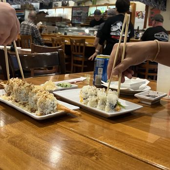 Minato Sushi - Sushi Bars Near Me - Thousand Oaks, California Minato Sushi - Sushi Bars Near Me - Thousand Oaks, California