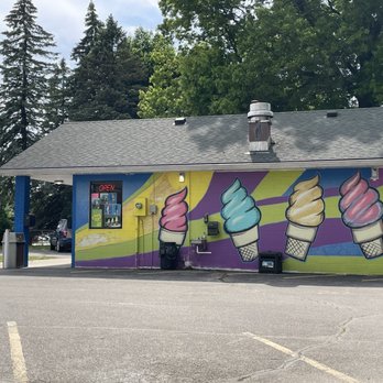 Honey Bear - a colorful building with ice cream cones painted on it - Ice Cream & Frozen Yogurt Near Me - Swanton, Ohio