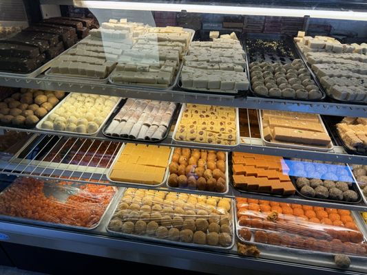 Raja Sweets & Indian Cuisine by null