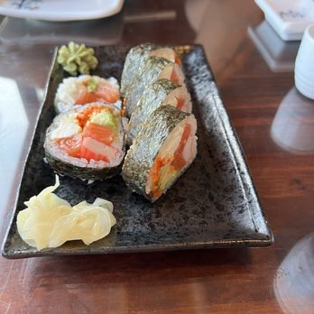 Bikkuri Sushi Noodle & Grill - Bikkuri Roll (not fried) - Sushi Bars Near Me - Orlando, Florida Bikkuri Sushi Noodle & Grill - Bikkuri Roll (not fried) - Sushi Bars Near Me - Orlando, Florida