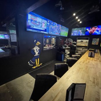 First Round - Sports Bars Near Me - Omaha, Nebraska